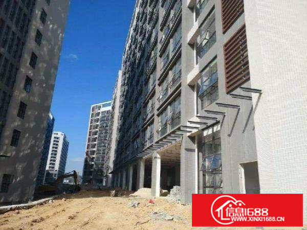 出租龙岗区坪地全新产业园150000平米火热招租.欢迎致电.