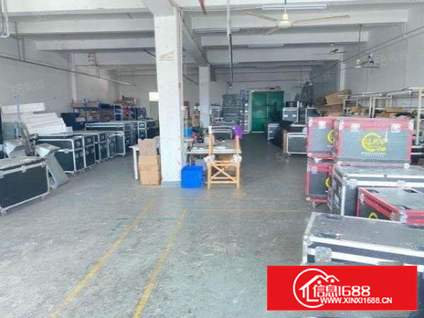 石岩汽车站附近，楼上520平豪华装修，按建筑面积出租