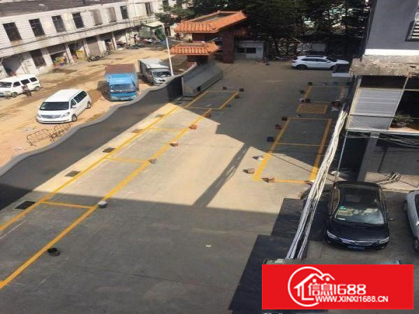 横岗大康一楼390平方带精装修厂房出租