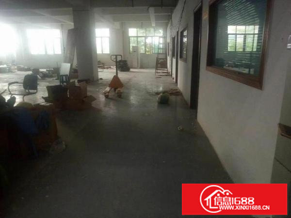 坂田上雪科技园二楼800平方带装修出租