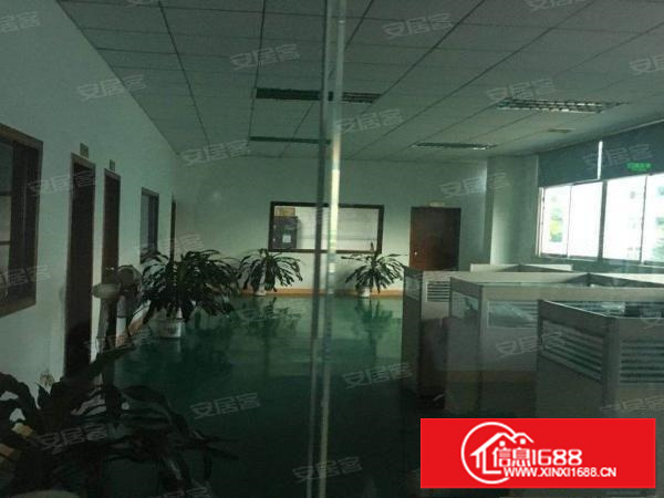 租10元坪山汽车站旁3楼596平距离高铁站1公里