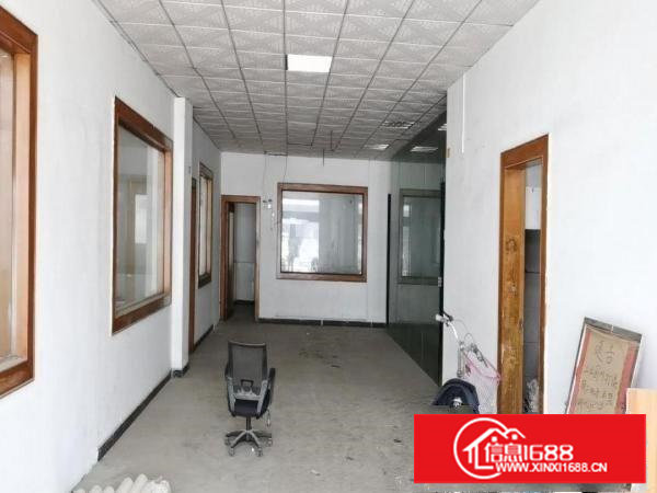 沙头1楼850平，玻璃办公室，25元平方