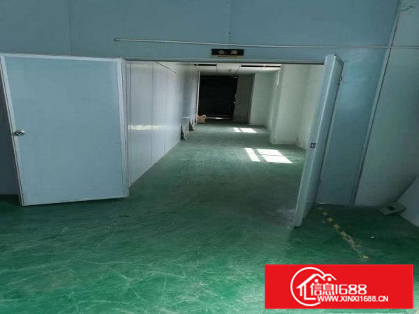 大岭山新出原房东800平方厂房招租，精装修地坪漆带办公室！！