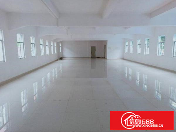 深圳市龙岗大道边，地铁口900米，原房东自有小独栋厂房招租