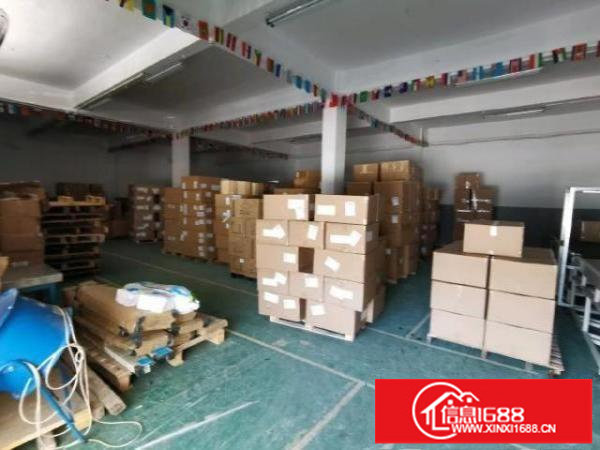 坂田五和一楼370平转租，有卸货平台货方便进出柜车