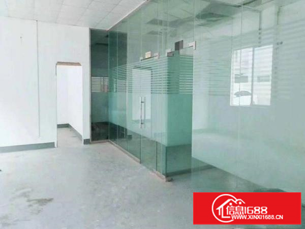 龙岗爱联地铁口新空出全新厂房每层1260平米可分租