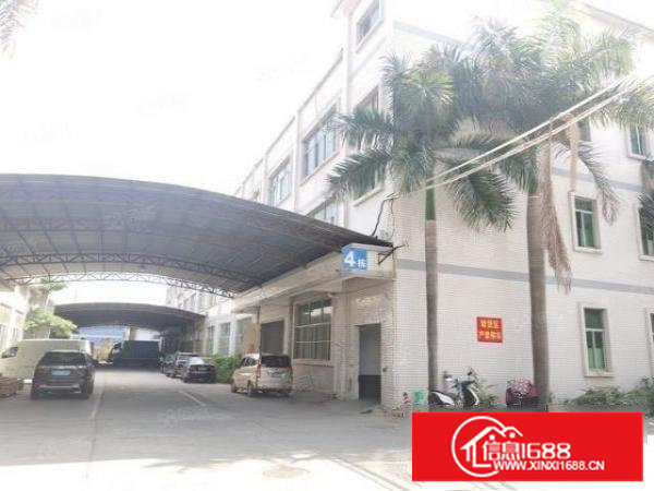 塘厦蒲心湖新出楼上标准厂房300平方，有现成办公室