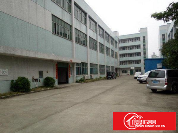 龙岗区横岗189工业区楼上300平米原房东招租，带电梯