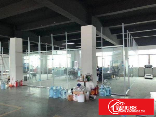 佛子凹工业区标准厂房一楼1500平方，可分租300平起租。