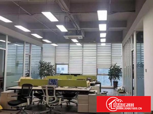 高速路口附近，精装办公室，拎包入住