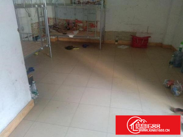 整栋出租750平5层半8多块一平三厢厂房出租