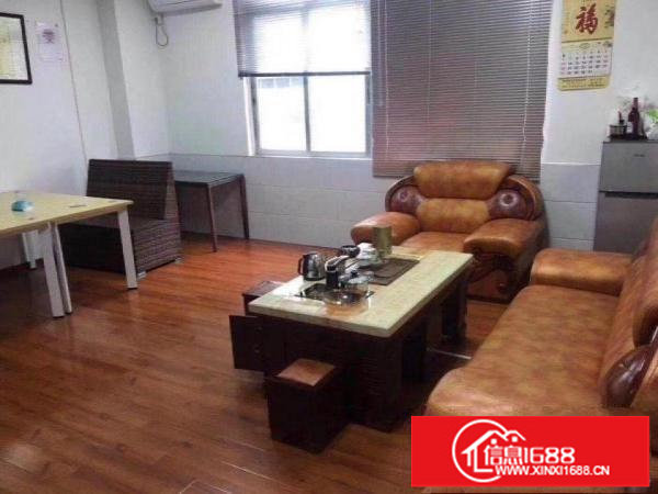 出租布吉长龙原房东红本楼上带装修厂房500平米