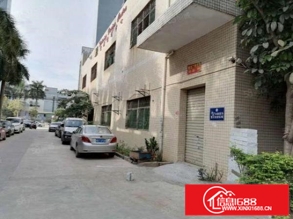 凤岗金凤凰我租客厂房分租二楼900平米水电齐全现在已搬空