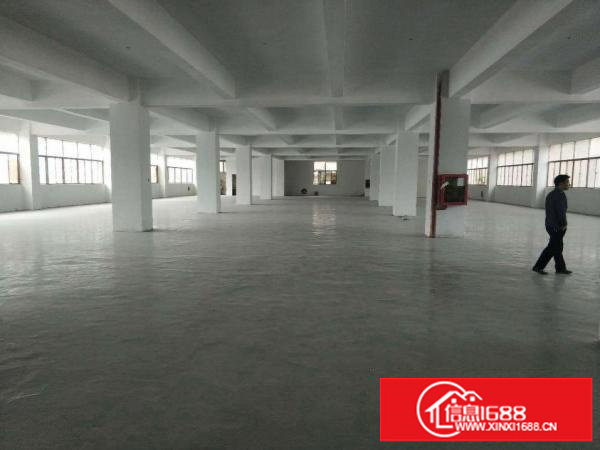 布吉丹竹头2楼2000平方厂房出租，形象好空地大带卸货平台