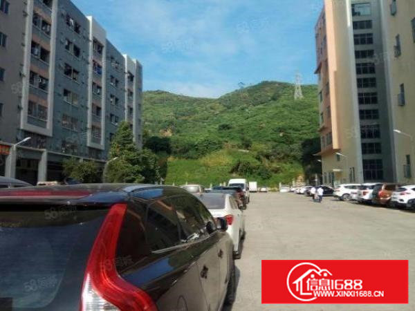 黃田高新产业区3楼3200平精装修厂房业主直招