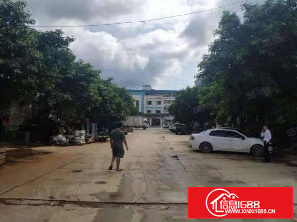 凤岗近深圳楼上（豪华装修）厂房出租2100平独立办公室电梯