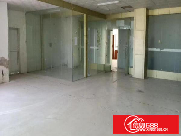 横岗荷坳地铁站附近标准二楼490平水电齐全带现成装修带办公室