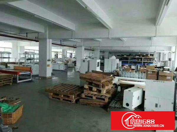 深圳市龙岗区平湖镇楼上1550平方米豪华装修厂房招租