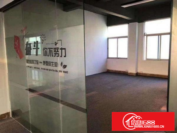 楼上550平精装办公厂房出租，货车出入方便