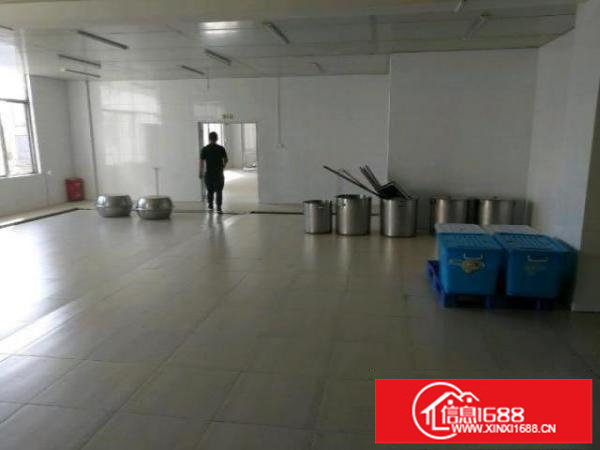 六约塘坑地铁站原房东带装修厂房三楼800平