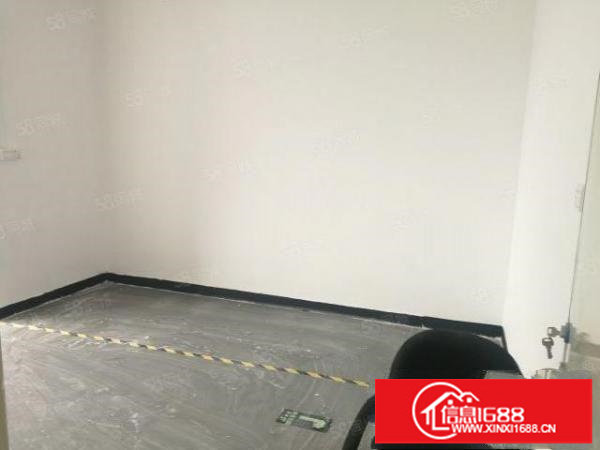 民治精装修厂房120平米，带办公室仓库