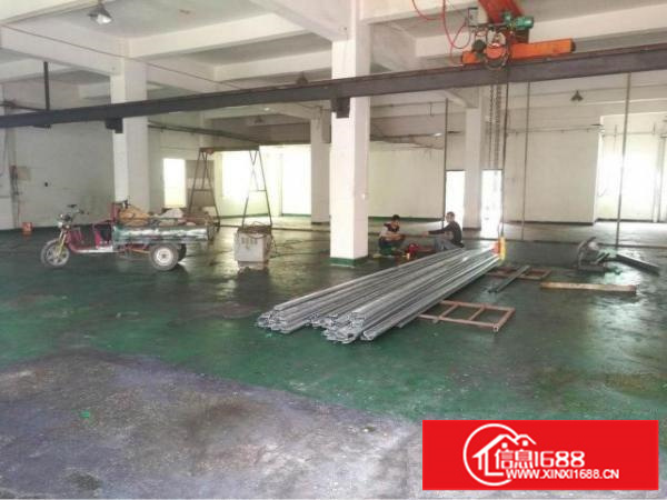 出租布吉长龙标准厂房一楼400平方