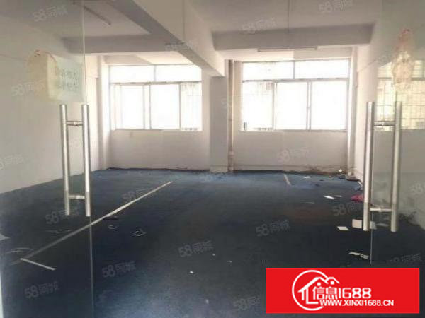 观澜高尔夫新城附近工业园楼上200平简装有综合批文可挂靠公司