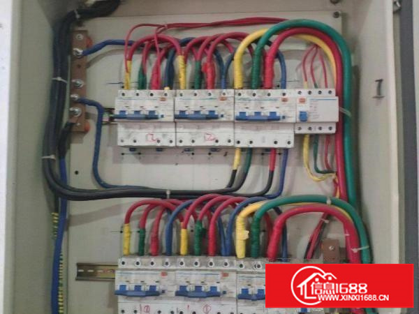 坪地环城南路钢结构厂房260平米现成水电