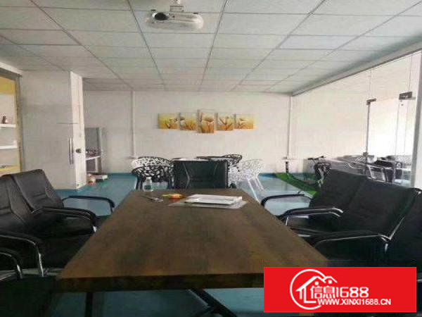 横岗地铁口实用率九成厂房楼上1300平方出租